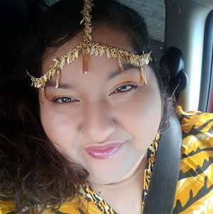 Meet your Posher, Joanna